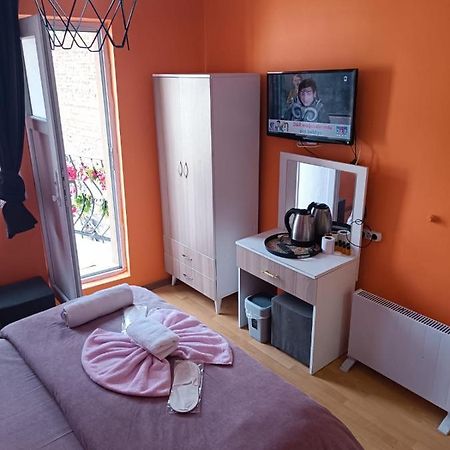 Taksim Gold Hotel Истанбул Екстериор снимка